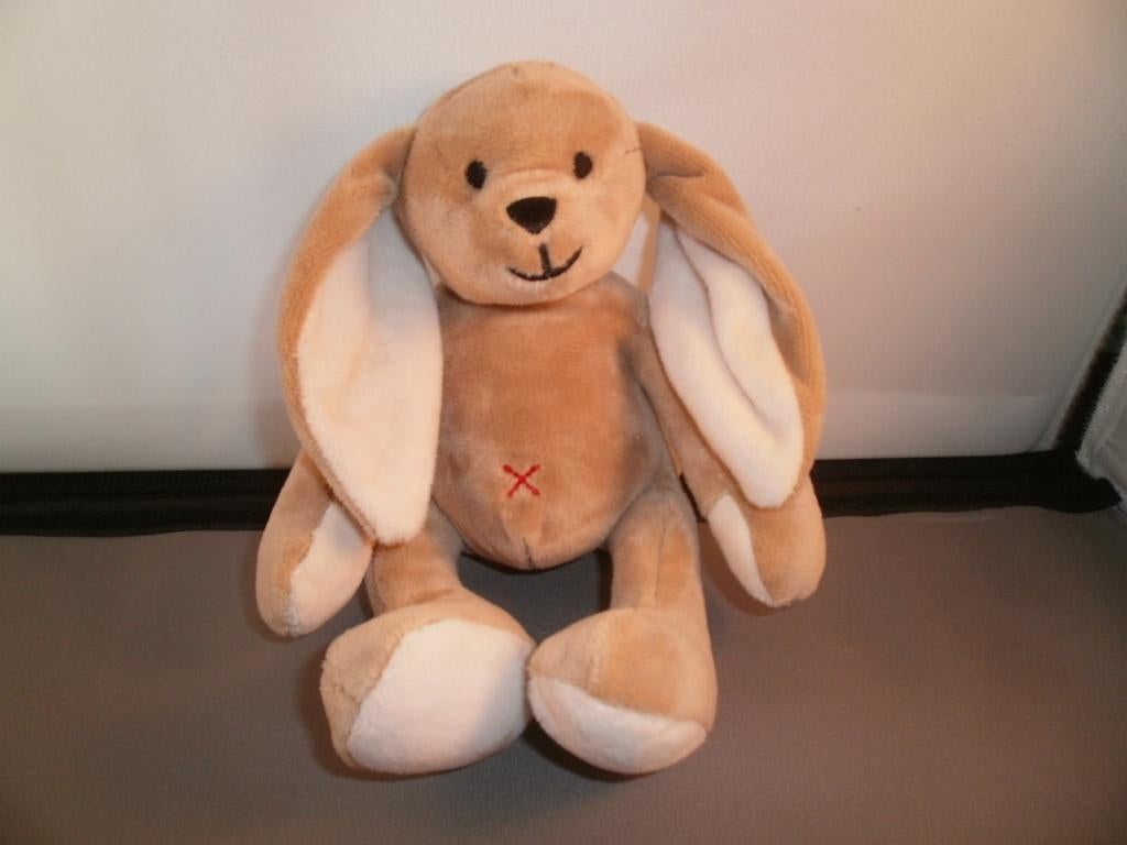 HEMA konijn bruin crème velours rode x op buik 20 cm van, Hema, Ophalen of Verzenden, Wasbaar, Middelgroot (20 tot 80 cm)