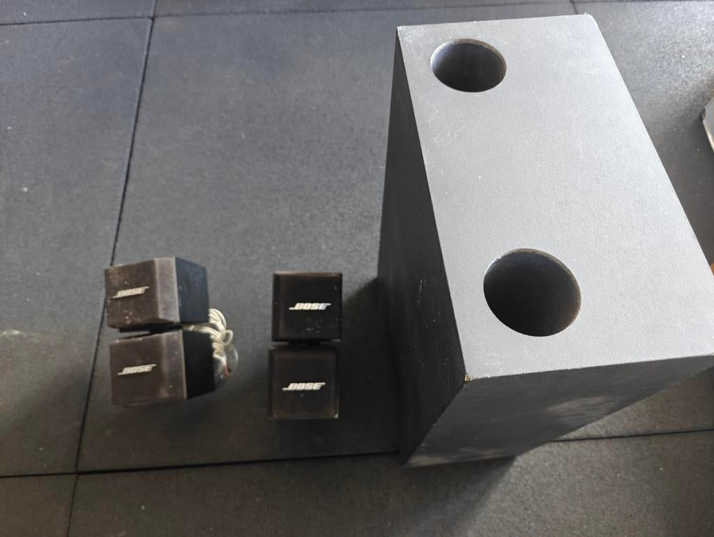 Bose AM-5 Accoustimass Qube 2.1 set, Ophalen, Zo goed als nieuw, Bose, 120 watt of meer