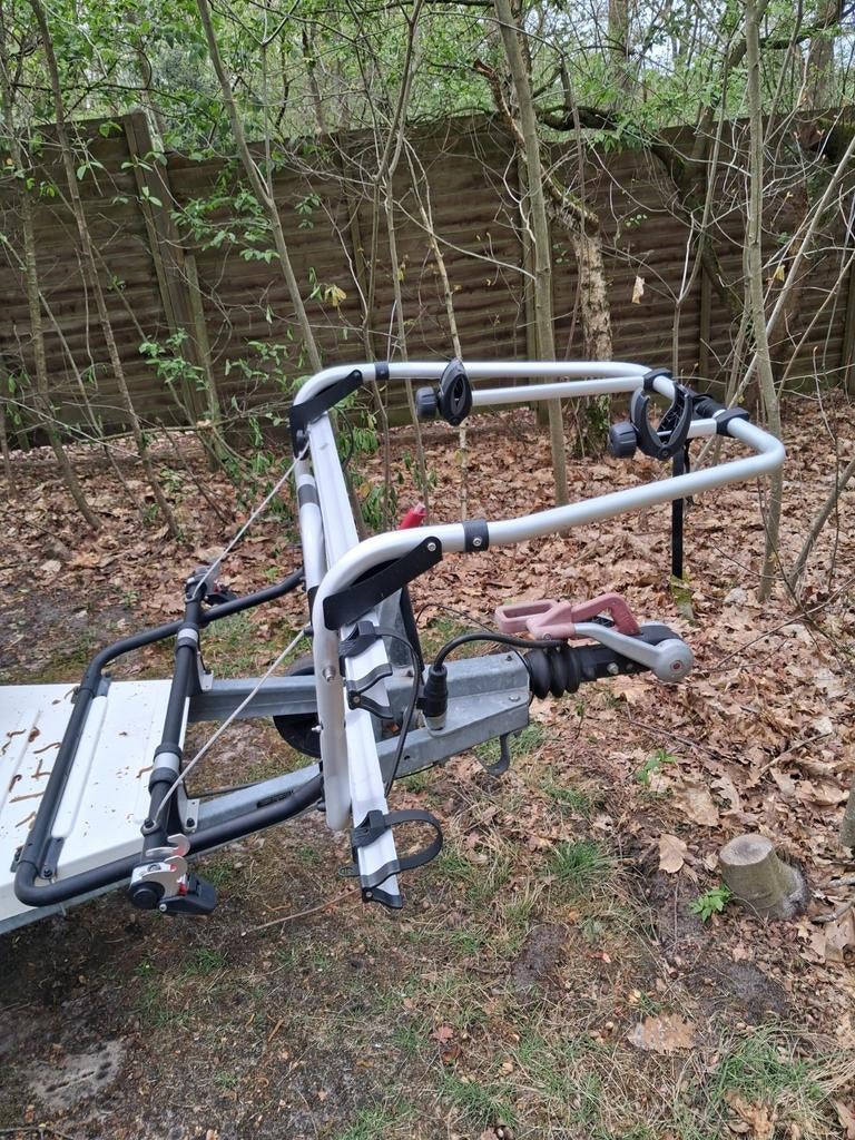 Thule caravan fietsendrager voor 2 e-bikes, Caravans en Kamperen, Ophalen