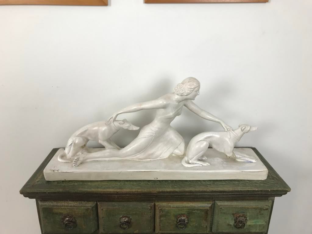 Salvatore Melani Art Deco Beeld met Vrouw en Windhonden, Ophalen, Art deco, 50 - 100 cm, Brons