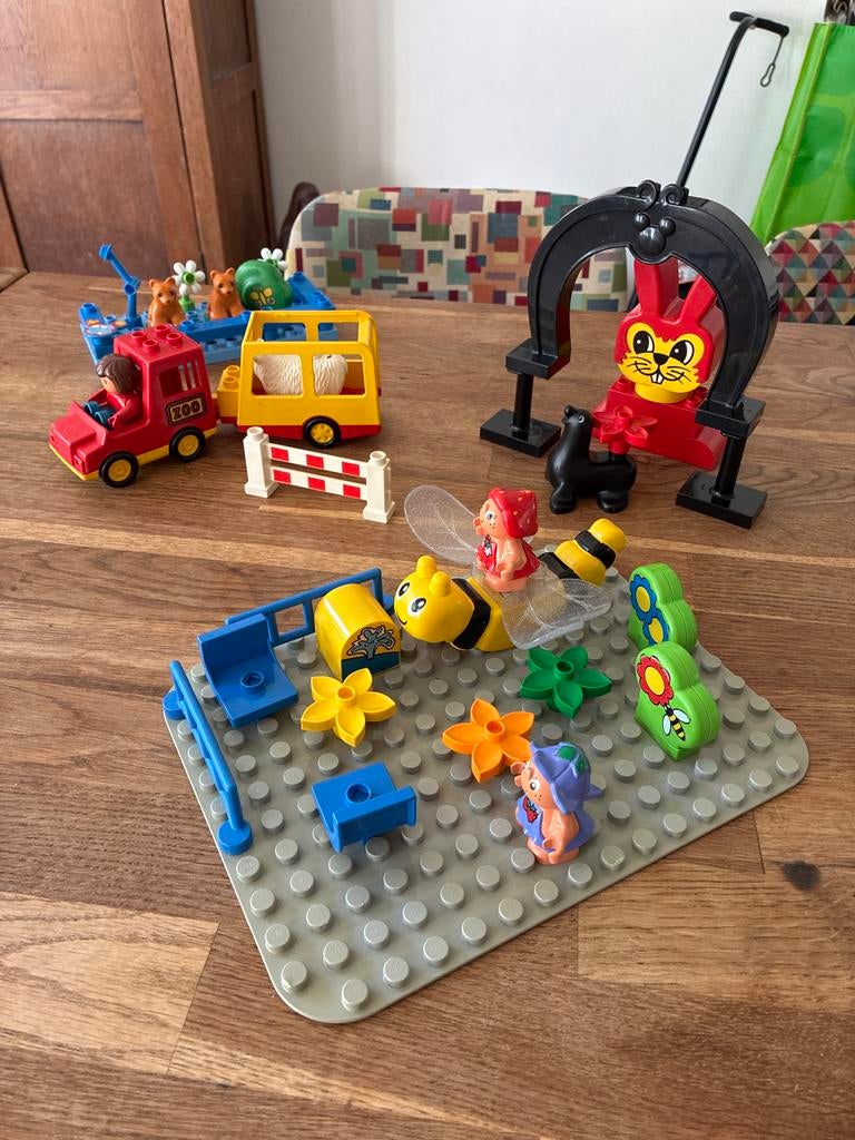 Duplo beestenboel, dierentuin auto met aanhanger, grondplaat, Inclusief minifiguren, Gebruikt, Overige thema's, Ophalen of Verzenden