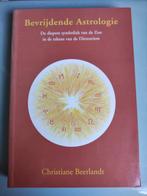 Christiane Beerlandt - Bevrijdende astrologie, Boeken, Achtergrond en Informatie, Christiane Beerlandt, Ophalen of Verzenden, Zo goed als nieuw
