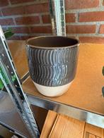 Bloempot middel formaat, Tuin en Terras, Bloempotten, Ophalen, Rond, Zo goed als nieuw, Aardewerk