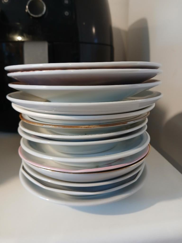 10 'losse' schoteltjes schotels en 2 kop en schotels, Ophalen of Verzenden, Zo goed als nieuw, Overige stijlen, Kop(pen) en/of Schotel(s)