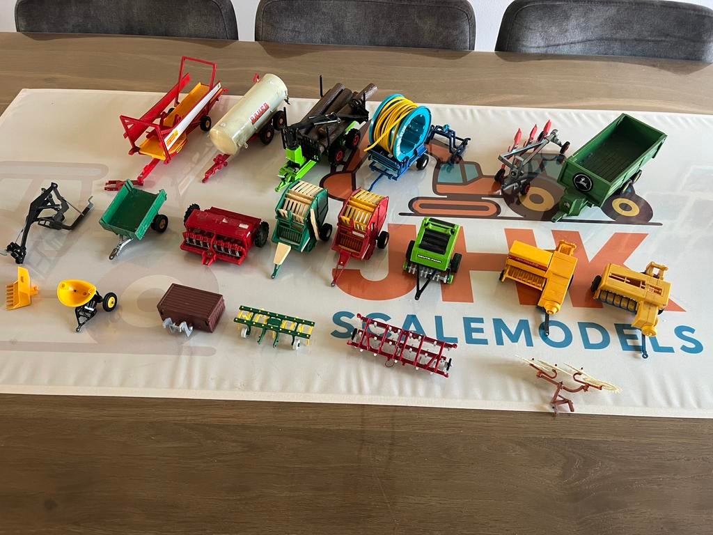 Partij Britains en Siku landbouw werktuigen, Ophalen of Verzenden, Gebruikt, Tractor of Landbouw, Britains