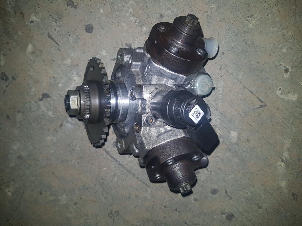 Dieselpomp Audi SQ5 3.0 TDI V6 24V 2019, Ophalen of Verzenden