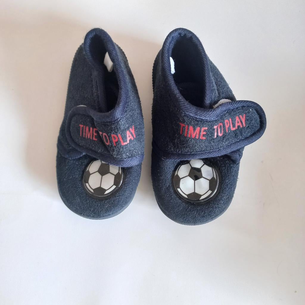 Lamino pantoffels maat 21 - Time to Play, Kinderen en Baby's, Kinderkleding | Schoenen en Sokken, Gebruikt, Schoenen, Ophalen of Verzenden