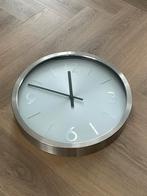 Mooie RVS Wandklok - Modern Design, Ophalen of Verzenden, Zo goed als nieuw, Analoog, Wandklok