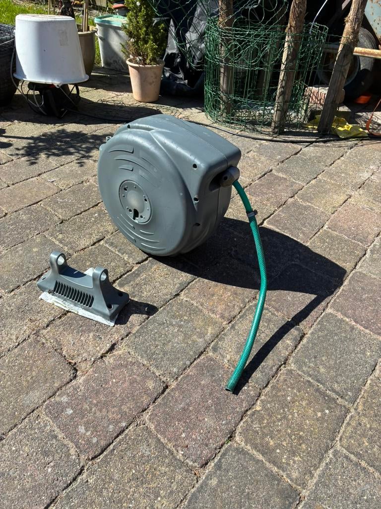 Tuinslang haspel 15 meter, Tuin en Terras, Tuinslangen, Ophalen of Verzenden, Zo goed als nieuw, Tuinslang