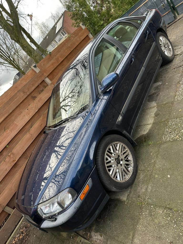 Volvo S80 2.4 Turbo 200PK AUT bieden Alles vernieuwd, Auto's, Volvo, 1800 kg, Beige, Blauw, 2435 cc