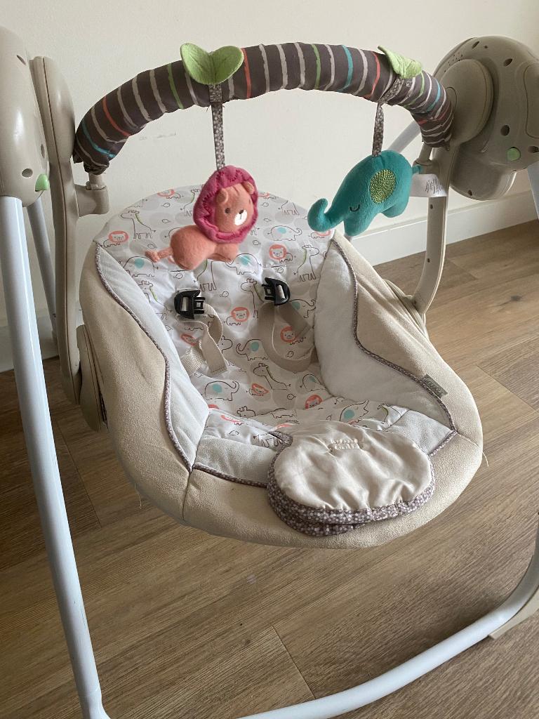 Baby schommel, Ophalen, Zo goed als nieuw, Overige typen, Met geluid