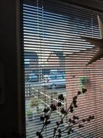 Zwarte luxaflex  voor 10 euro, Huis en Inrichting, Stoffering | Gordijnen en Lamellen, 100 tot 150 cm, Zwart, Ophalen of Verzenden