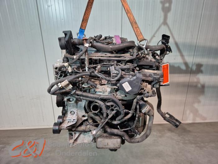 Motor van een Mercedes Vito, Auto-onderdelen, Motor en Toebehoren, Mercedes-Benz, Gebruikt, 3 maanden garantie, Ophalen of Verzenden