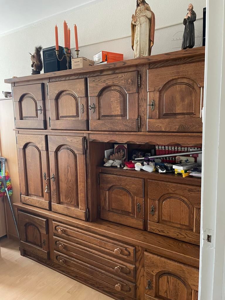 Houten kast met sleutels, Ophalen, Gebruikt