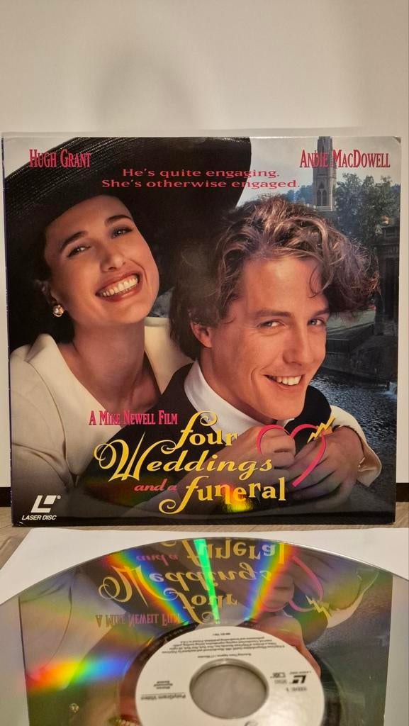 Four Weddings and a funeral Laserdisc, Cd's en Dvd's, Vinyl | Filmmuziek en Soundtracks, Ophalen of Verzenden, 1990 - 1999, Zo goed als nieuw