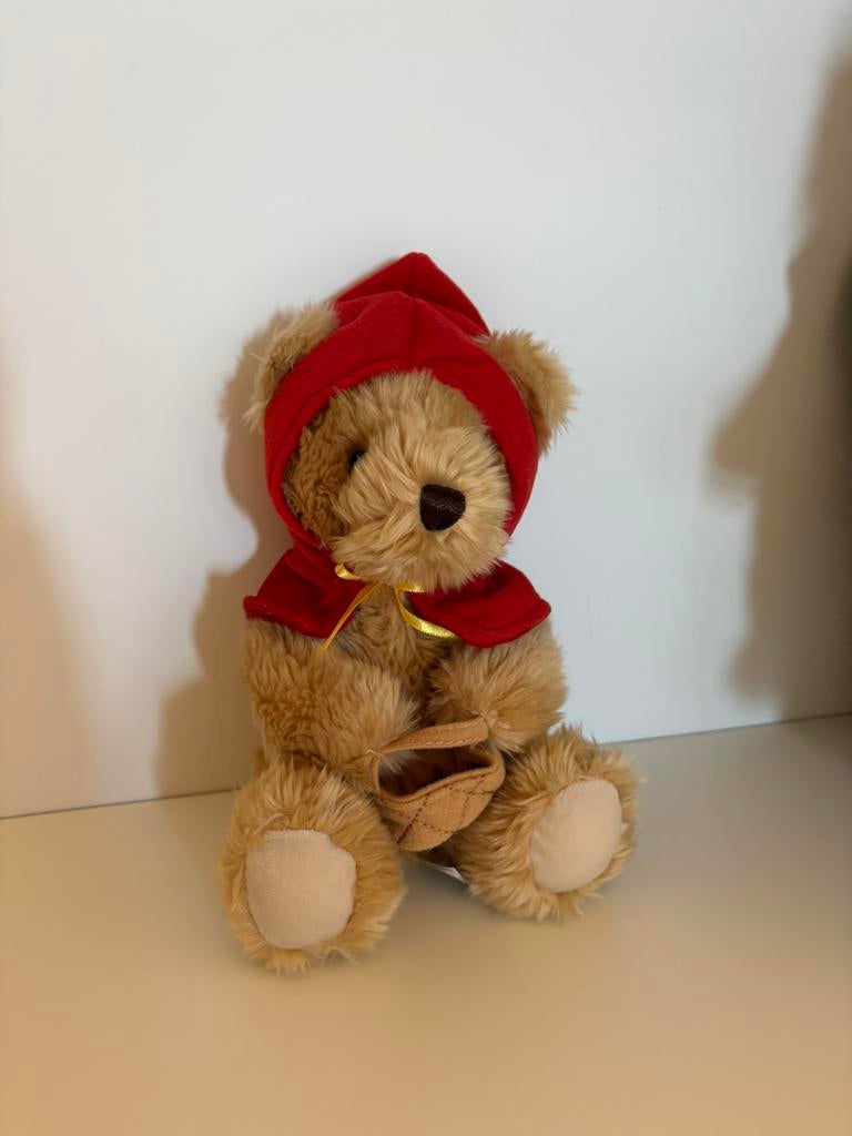 Roodkapje beertje, Ophalen of Verzenden, Zo goed als nieuw, Beer, Klein (minder dan 20 cm)