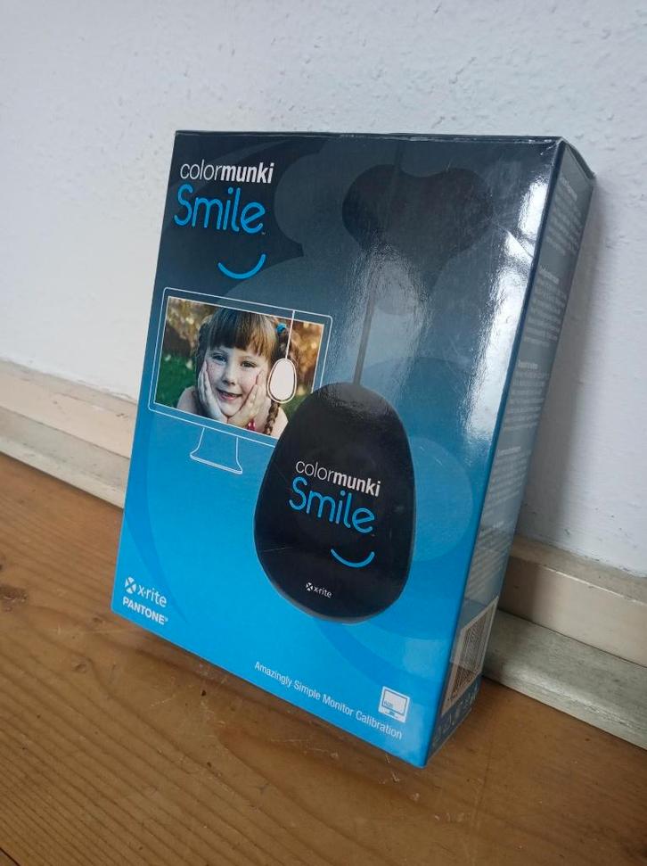 Colormunki Smile Pantone Monitor Calibrator, Computers en Software, Monitoren, Zo goed als nieuw, 60 Hz of minder, Overige typen