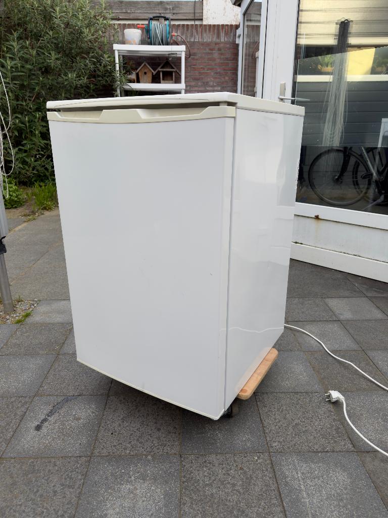 Quigg diepvrieskast MD 37370 – 102L, A++, Witgoed en Apparatuur, Ophalen, Gebruikt, Minder dan 85 cm, 100 tot 150 liter