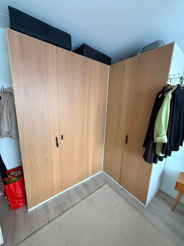 Grote IKEA Pax hoekkast met deuren (236 cm hoog), Ophalen, Zo goed als nieuw, 50 tot 75 cm, 200 cm of meer