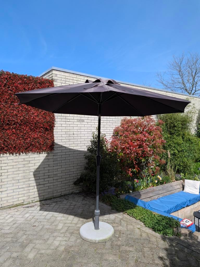 Parasol antraciet met voet, Ophalen, Gebruikt, Zweefparasol