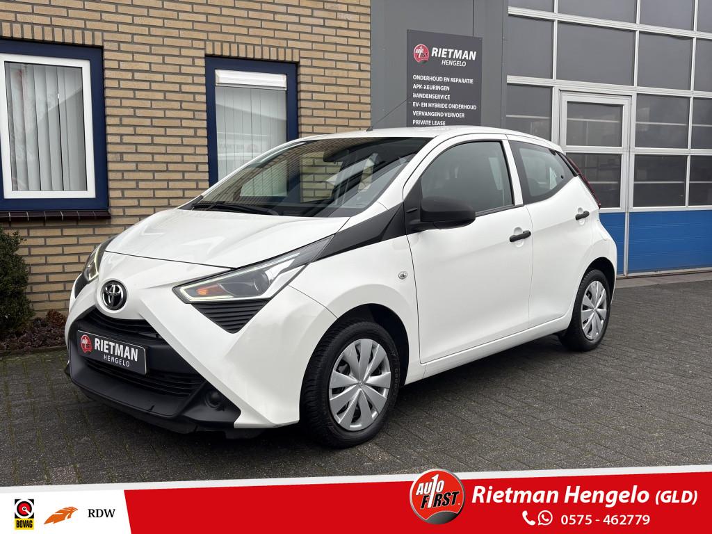 Toyota Aygo 1.0 VVT-i x-fun BT-AIRCO-1E EIGENAAR (bj 2020), Gebruikt, Euro 6, 4 stoelen, Wit