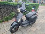 Scooter Vespa Sprint 2019, Fietsen en Brommers, Scooters | Vespa, Ophalen, Overige modellen, Zo goed als nieuw, Benzine
