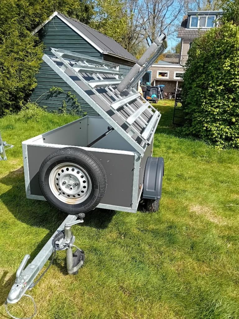 Dichte kar/aanhanger met fietsendrager voor 6 fietsen, Ophalen, Zo goed als nieuw, Bagagekar, 80 kg of meer