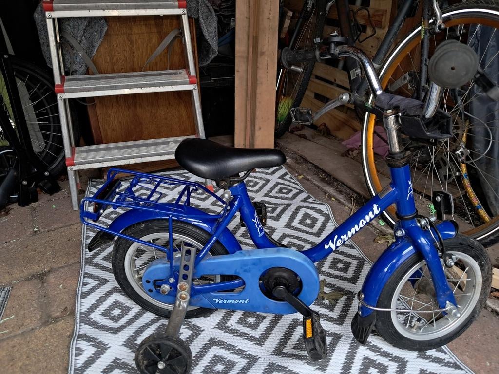 Kinderfiets 12 'inch met zijwieltjes, Fietsen en Brommers, Fietsen | Kinderfietsjes, Ophalen, Zo goed als nieuw, Minder dan 16 inch