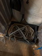 Katrol met touw, Ophalen, Gebruikt, Handmatig