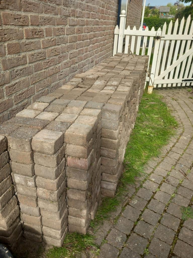 GRATIS Tuintegels - 40m2 Direct Beschikbaar, Tuin en Terras, Tegels en Klinkers, Ophalen, Gebruikt, 10 m² of meer, Beton