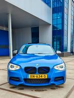 BMW 1-Serie 3.0 M135i 5DR Xdrive AUT 2014 estoril blau, Auto's, BMW, Euro 6, Alcantara, Vierwielaandrijving, Particulier