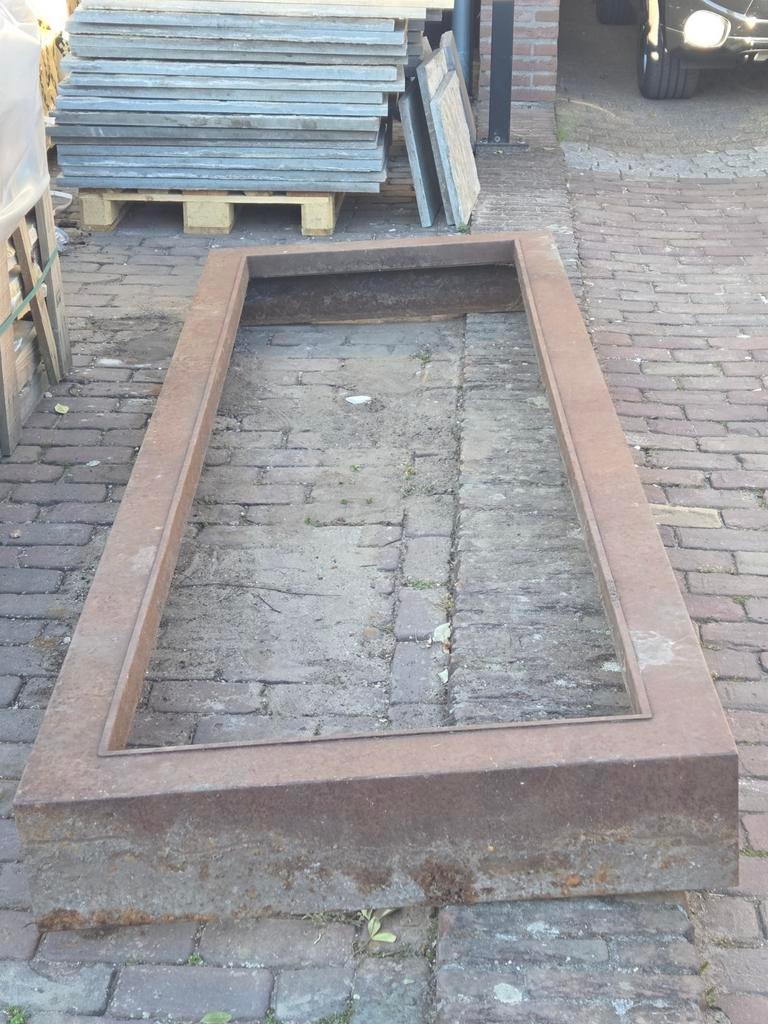Cortenstaal plantenbak 260x90x20 cm zonder bodemplaat, Gebruikt, Minder dan 30 cm, 100 cm of meer, Ophalen of Verzenden