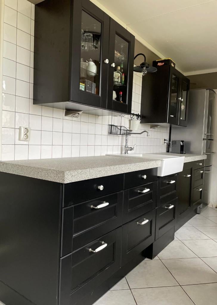 Prachtige landelijke keuken, Ophalen, Zwart, Graniet of Steen, Dubbelwandige keuken