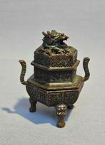 Een Chinese bronzen wierookbrander, Verzenden, Brons