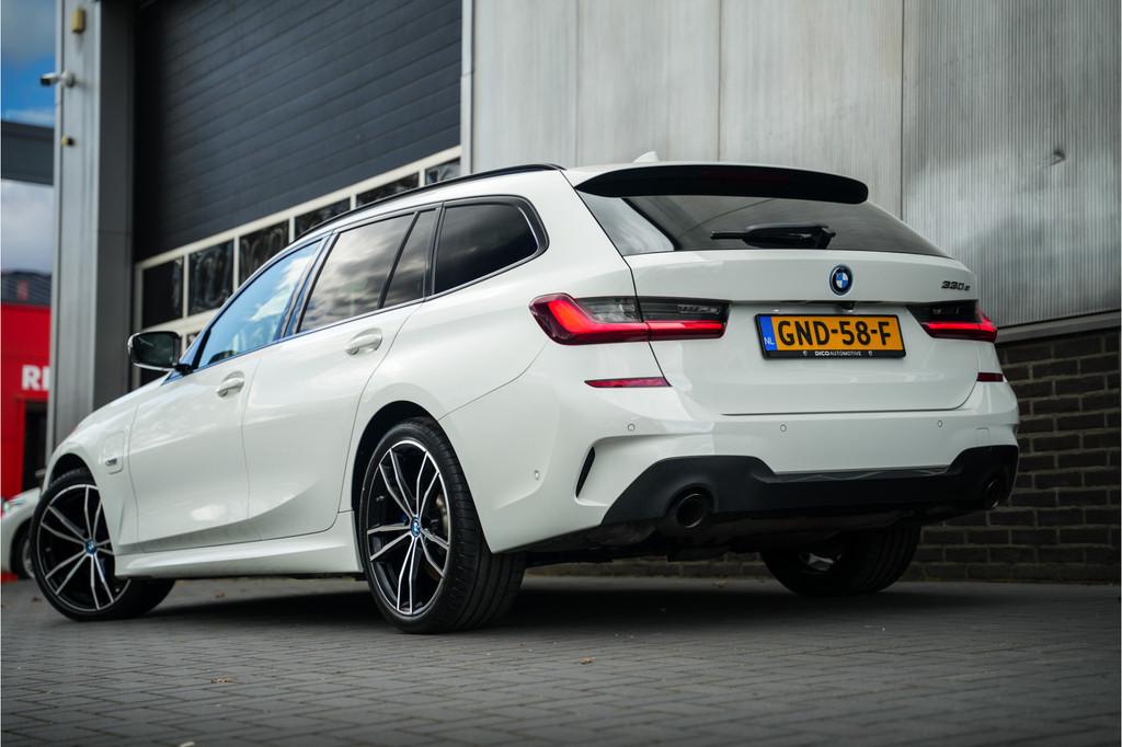 BMW 3 Serie Touring 330e 293 pk High Executive M-Sportpakket, 1998 cc, Achterwielaandrijving, Gebruikt, 4 cilinders