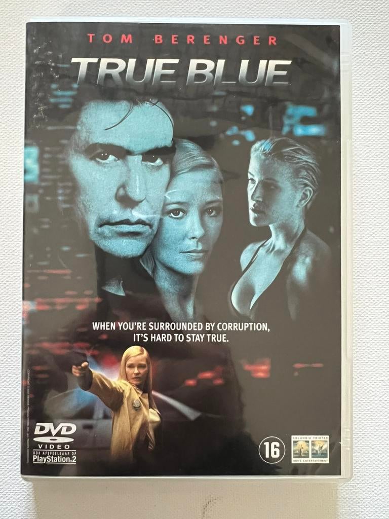 True blue, Vanaf 16 jaar, Verzenden, Zo goed als nieuw