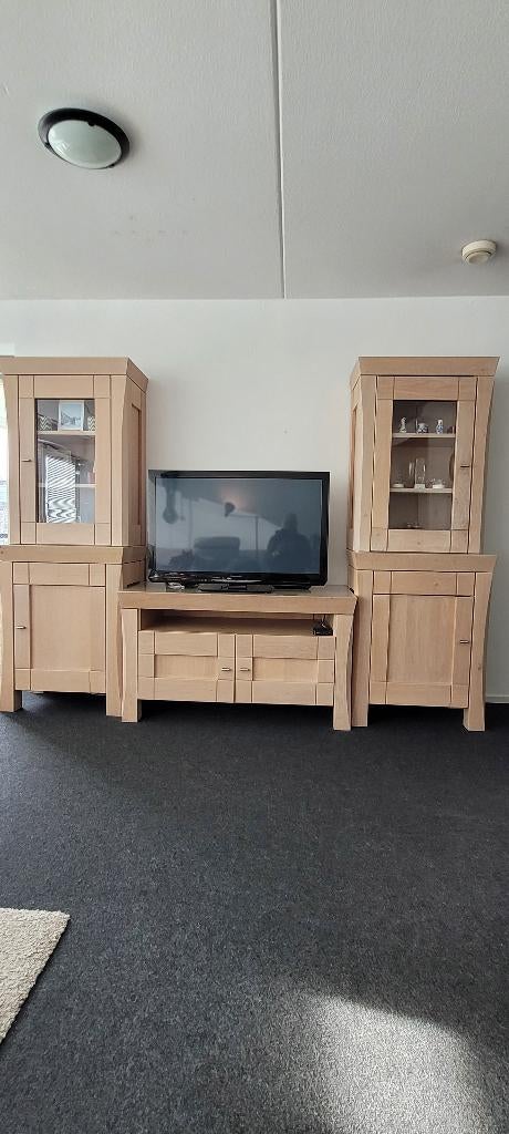 eiken wandmeubel (white wash) + salontafel modern disign, Ophalen, Gebruikt, White wash eiken