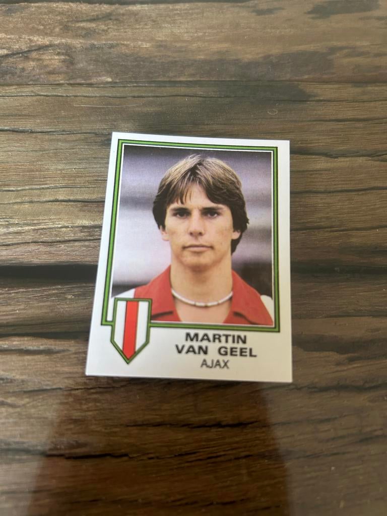 Voetbal 81 Panini Sticker Martin van Geel Ajax, Verzamelen, Stickers, Ophalen of Verzenden, Zo goed als nieuw, Sport