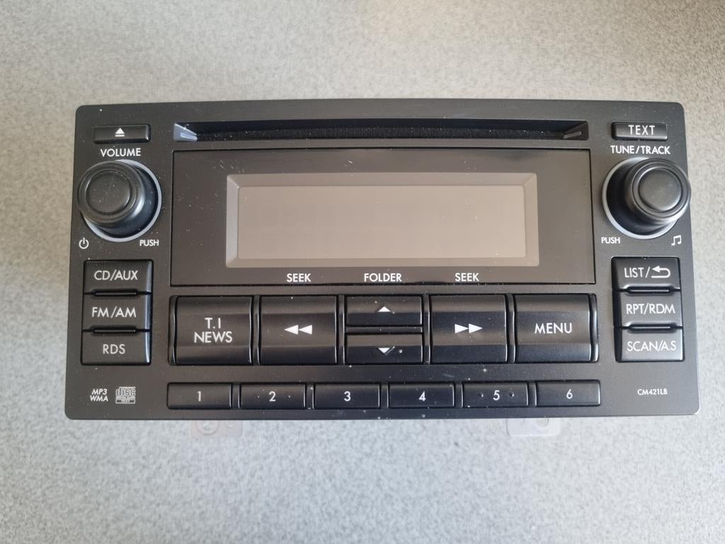 Clarion autoradio subaru radio, Ophalen of Verzenden, Zo goed als nieuw