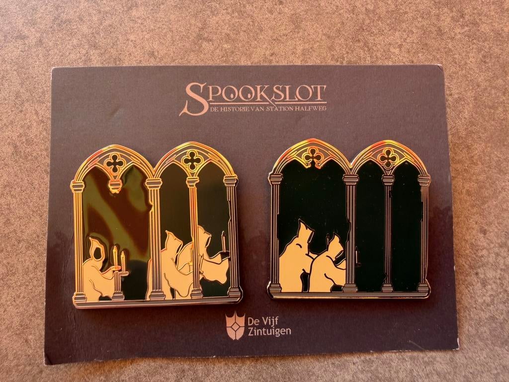 Efteling pin monniken gang op kaartje, Ophalen of Verzenden, Zo goed als nieuw