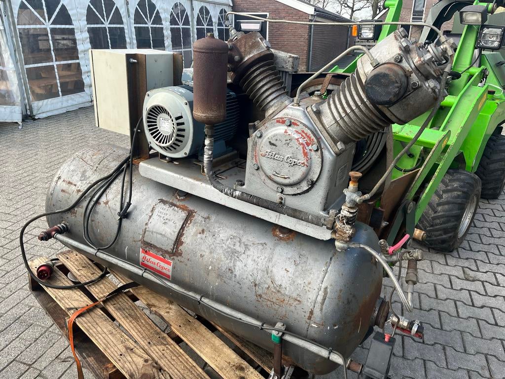 Atlas Copco compressor 500l, Doe-het-zelf en Verbouw, 100 liter of meer, Ophalen, Gebruikt