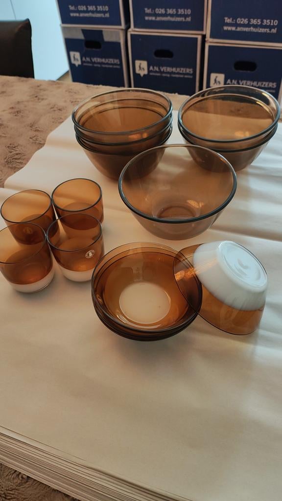 Ikea schalen, kommen en glaasjes - Bruin glas, Ophalen, Gebruikt, Glas, Kom(men)