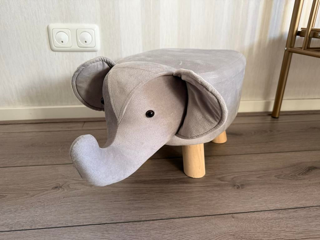 Grijze olifant poef, Ophalen, Minder dan 50 cm, 50 tot 75 cm, Zo goed als nieuw