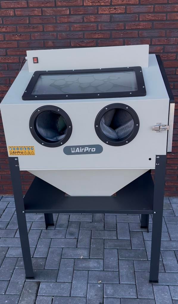 STRAALCABINE KOPEN? KOM LANGS IN ONZE SHOWROOM, Ophalen, Nieuw