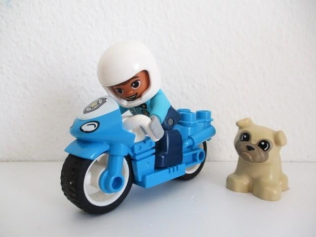duplo politiemotor met agent en bulldog, Ophalen of Verzenden, Zo goed als nieuw, Complete set, Duplo
