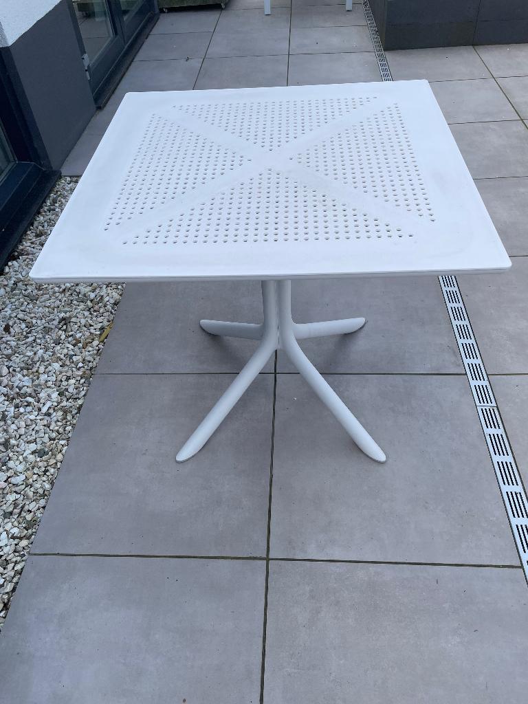 Nardi clip tuintafel 80x80, Ophalen, Zo goed als nieuw, Vierkant, Kunststof