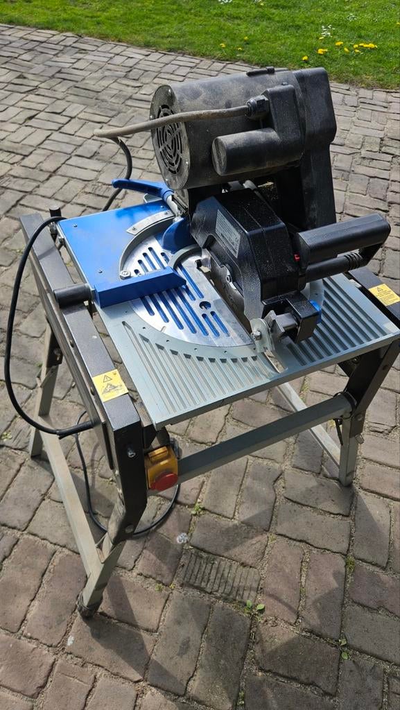 Tafel/afkortzaag, Ophalen, Gebruikt, 600 tot 1200 watt, Ferm