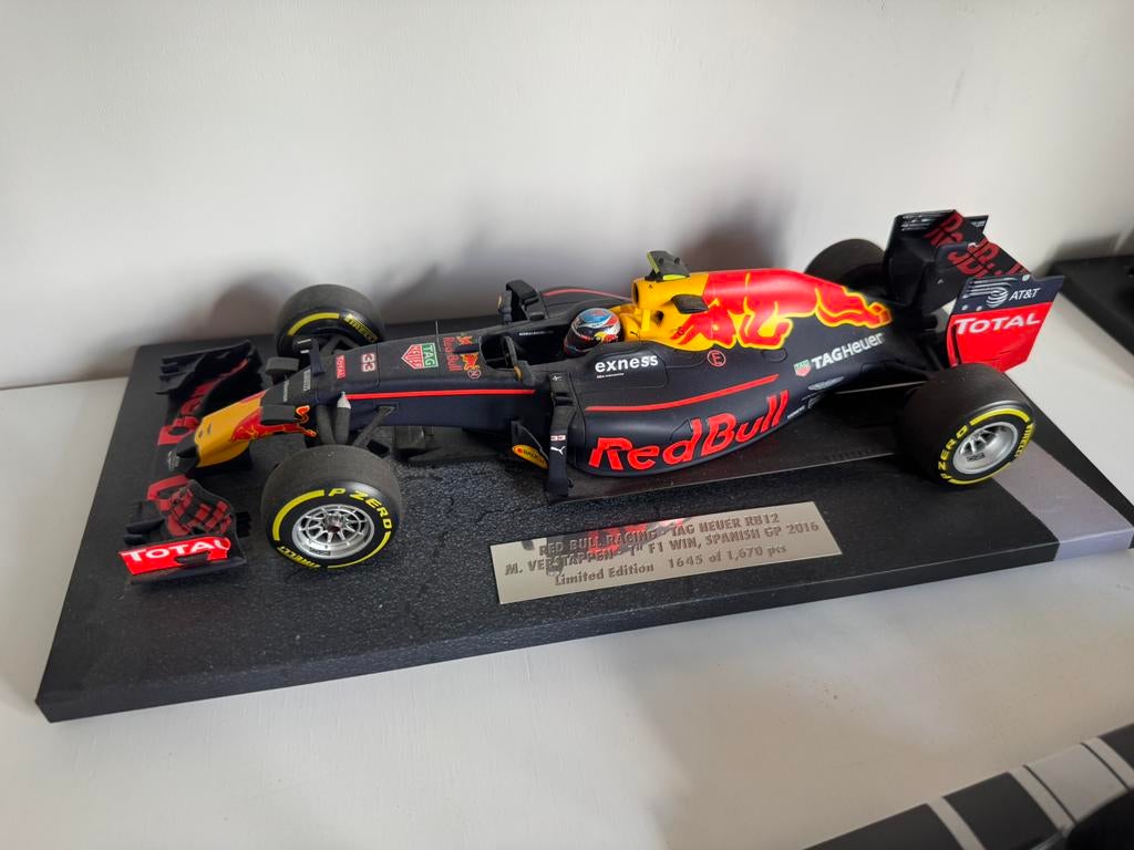 Max verstappen eerste winst 2016, Ophalen of Verzenden, Zo goed als nieuw, Formule 1