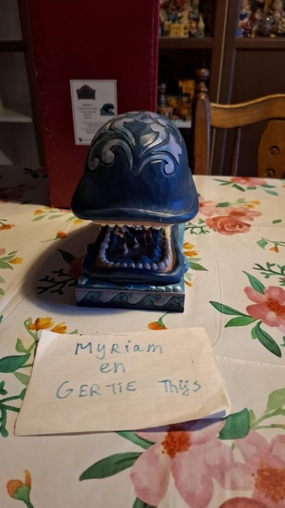 Disney Pinochhio Monstro Jim Shore Traditions beeld, Ophalen of Verzenden, Overige figuren, Zo goed als nieuw, Beeldje of Figuurtje