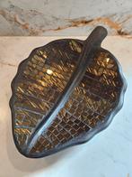 Grote mozaïek schaal in bladvorm.  Vaste prijs €39.95, Verzenden